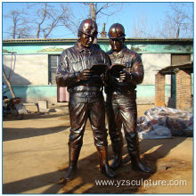 Outdoor Life Size Studing Bronze Worker Statue